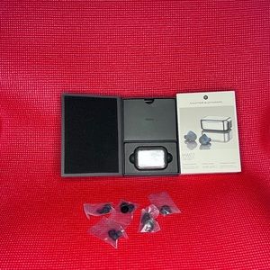 MASTER & DYNAMIC ( in great condition )